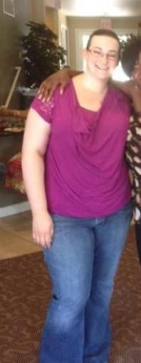 A progress pic of a 5'10" woman showing a fat loss from 275 pounds to 199 pounds. A net loss of 76 pounds.