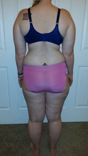 A progress pic of a 5'6" woman showing a snapshot of 185 pounds at a height of 5'6