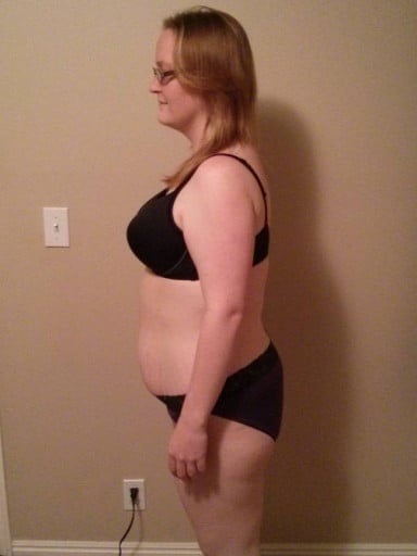 A picture of a 5'5" female showing a snapshot of 195 pounds at a height of 5'5