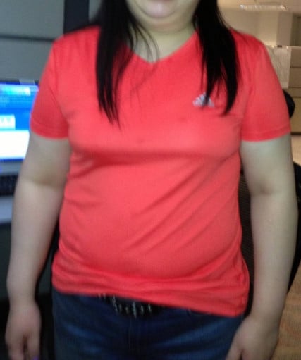 A picture of a 5'2" female showing a weight reduction from 180 pounds to 140 pounds. A total loss of 40 pounds.
