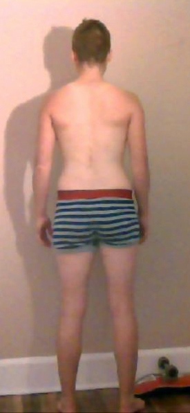 4 Photos of a 116 lbs 5 foot 3 Male Fitness Inspo