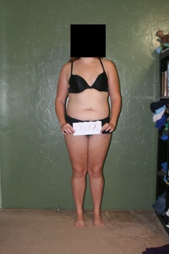 A photo of a 5'6" woman showing a snapshot of 186 pounds at a height of 5'6