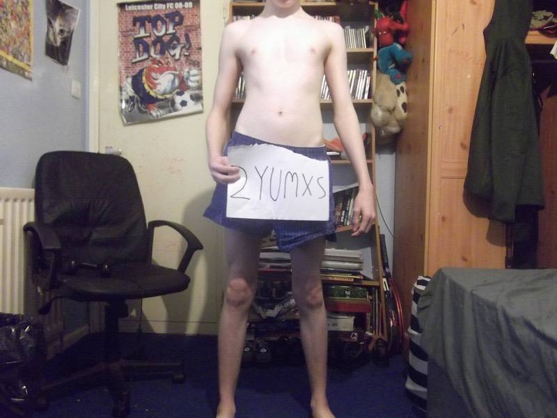3 Pictures of a 114 lbs 5 foot 7 Male Fitness Inspo