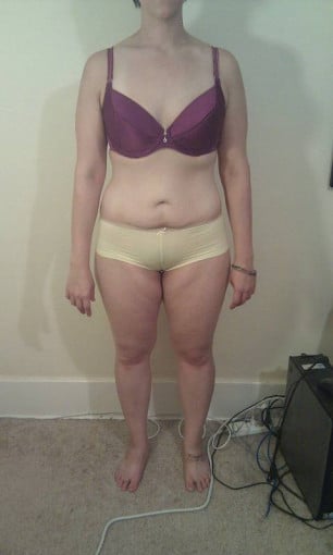 A picture of a 5'6" female showing a snapshot of 154 pounds at a height of 5'6
