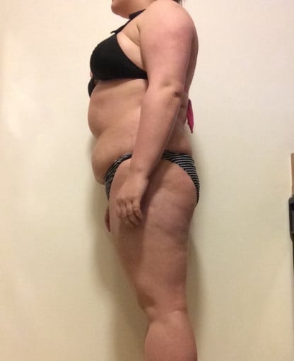 A progress pic of a 5'6" woman showing a snapshot of 210 pounds at a height of 5'6