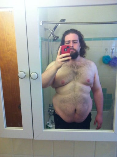 A before and after photo of a 5'11" male showing a weight cut from 380 pounds to 250 pounds. A total loss of 130 pounds.