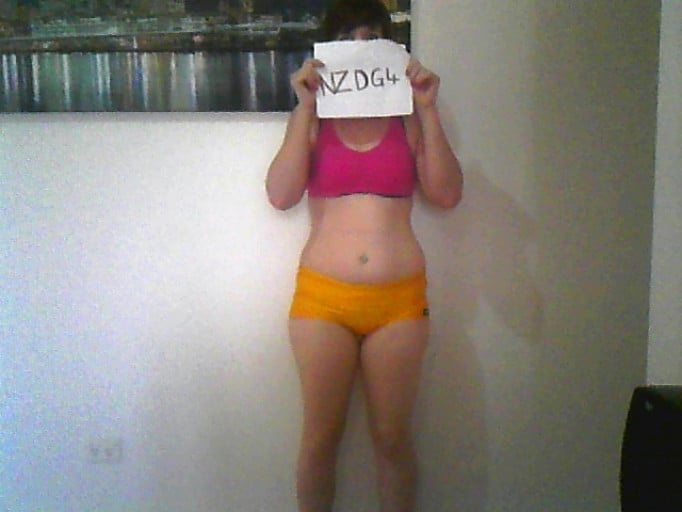 A photo of a 5'7" woman showing a snapshot of 156 pounds at a height of 5'7
