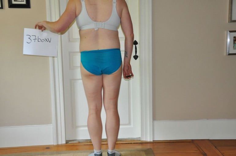 A picture of a 5'3" female showing a snapshot of 141 pounds at a height of 5'3