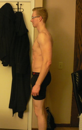 A picture of a 6'4" male showing a snapshot of 199 pounds at a height of 6'4