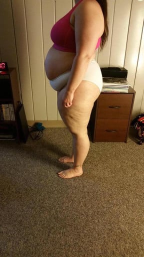 A picture of a 5'5" female showing a snapshot of 254 pounds at a height of 5'5