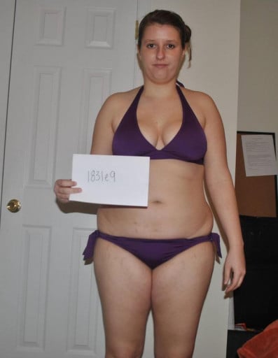 A photo of a 5'4" woman showing a snapshot of 170 pounds at a height of 5'4