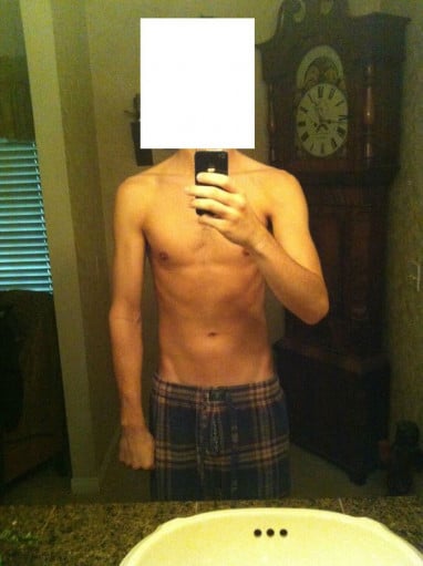 A progress pic of a 6'4" man showing a weight gain from 165 pounds to 191 pounds. A respectable gain of 26 pounds.