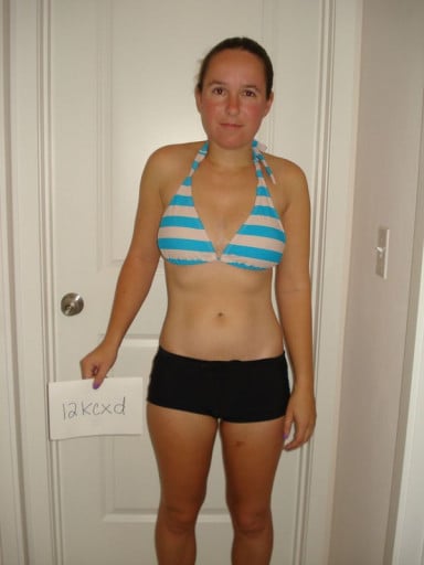 A progress pic of a 5'3" woman showing a snapshot of 119 pounds at a height of 5'3