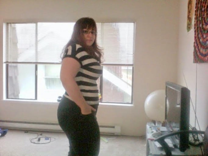 A progress pic of a 5'4" woman showing a weight cut from 237 pounds to 162 pounds. A total loss of 75 pounds.