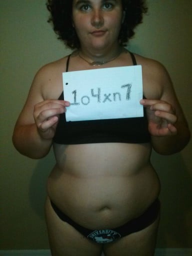 A progress pic of a 5'9" woman showing a snapshot of 260 pounds at a height of 5'9