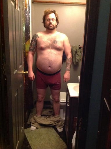 A picture of a 5'9" male showing a snapshot of 193 pounds at a height of 5'9