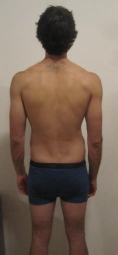 4 Pictures of a 6'5 195 lbs Male Weight Snapshot