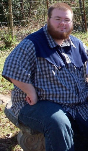 A picture of a 5'10" male showing a fat loss from 400 pounds to 273 pounds. A net loss of 127 pounds.