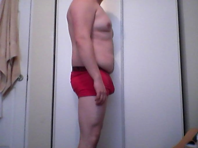 A progress pic of a 5'10" man showing a snapshot of 210 pounds at a height of 5'10