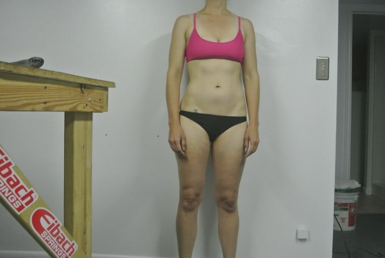 A picture of a 5'6" female showing a snapshot of 136 pounds at a height of 5'6