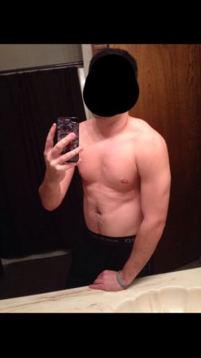 A before and after photo of a 5'8" male showing a weight loss from 165 pounds to 135 pounds. A net loss of 30 pounds.