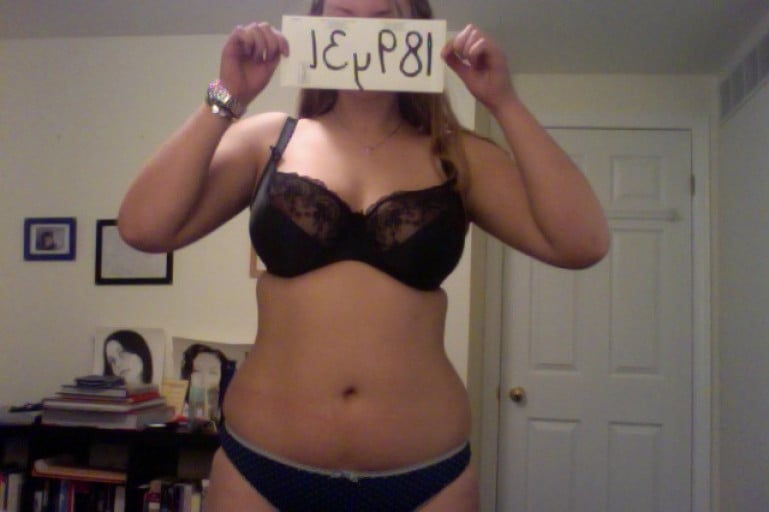 A photo of a 5'9" woman showing a snapshot of 192 pounds at a height of 5'9