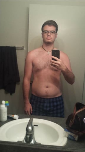 A photo of a 5'9" man showing a weight loss from 186 pounds to 164 pounds. A respectable loss of 22 pounds.