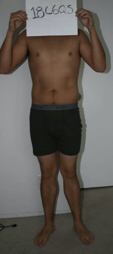 A picture of a 5'6" male showing a snapshot of 140 pounds at a height of 5'6