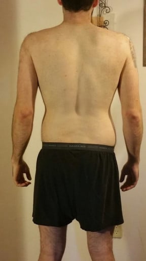 A photo of a 6'2" man showing a snapshot of 199 pounds at a height of 6'2