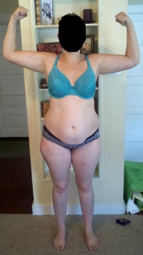 A picture of a 5'8" female showing a snapshot of 199 pounds at a height of 5'8