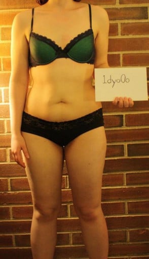 A picture of a 5'6" female showing a snapshot of 159 pounds at a height of 5'6