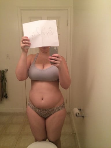 A picture of a 5'2" female showing a snapshot of 153 pounds at a height of 5'2