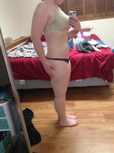 A picture of a 5'4" female showing a snapshot of 157 pounds at a height of 5'4