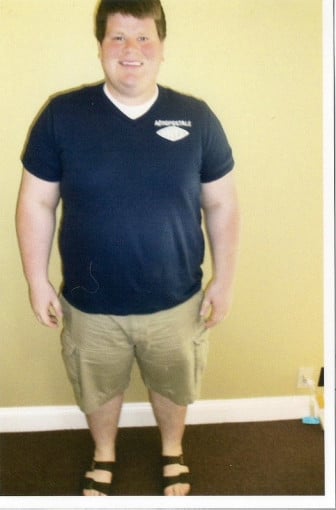 A photo of a 5'11" man showing a weight loss from 327 pounds to 205 pounds. A total loss of 122 pounds.