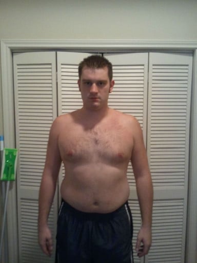 A progress pic of a 6'4" man showing a snapshot of 251 pounds at a height of 6'4