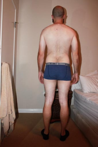 A picture of a 6'1" male showing a snapshot of 184 pounds at a height of 6'1
