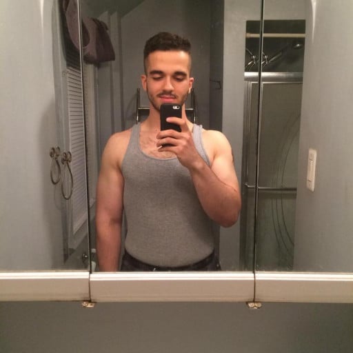 One Year Journey: Male Loses 85Lbs and Shares His Diet and Workout Plan