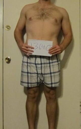 A photo of a 6'2" man showing a snapshot of 222 pounds at a height of 6'2