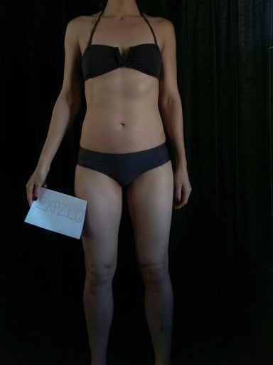 A picture of a 5'10" female showing a snapshot of 147 pounds at a height of 5'10
