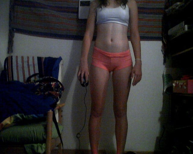A photo of a 5'5" woman showing a snapshot of 117 pounds at a height of 5'5