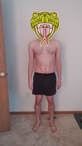 A photo of a 5'7" man showing a snapshot of 142 pounds at a height of 5'7