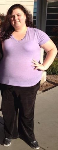 2 Pictures of a 315 lbs 5'6 Female Weight Snapshot