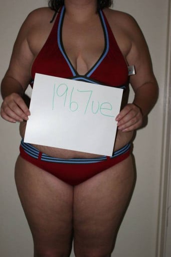 A progress pic of a 5'6" woman showing a snapshot of 210 pounds at a height of 5'6