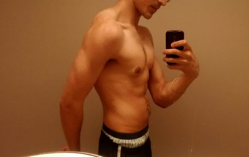 A progress pic of a 6'3" man showing a snapshot of 176 pounds at a height of 6'3