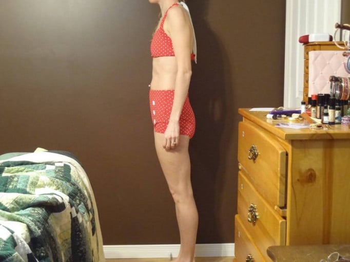 A photo of a 5'8" woman showing a snapshot of 126 pounds at a height of 5'8