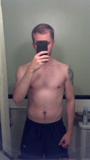A picture of a 5'10" male showing a weight gain from 134 pounds to 152 pounds. A net gain of 18 pounds.