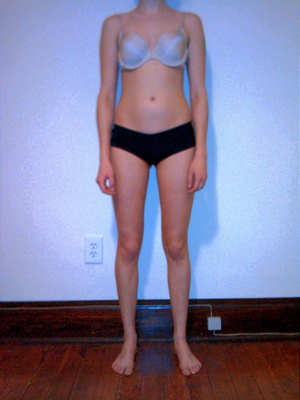 4 Pictures of a 107 lbs 5 feet 5 Female Fitness Inspo