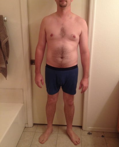 4 Photos of a 5'11 195 lbs Male Weight Snapshot