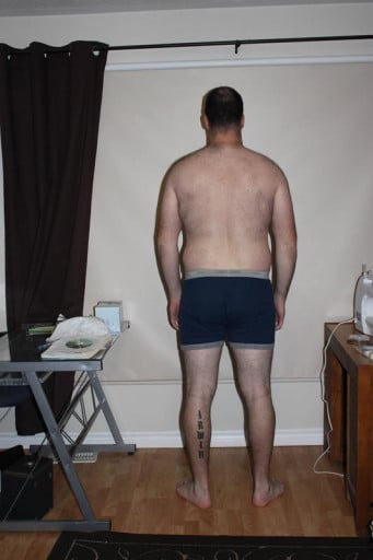 A picture of a 6'5" male showing a snapshot of 270 pounds at a height of 6'5
