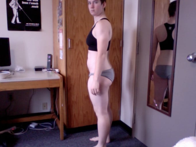 A picture of a 5'3" female showing a snapshot of 137 pounds at a height of 5'3